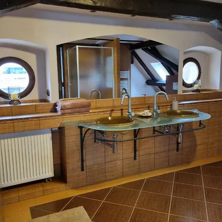 Galerie Lucia 5 -loft Plzen