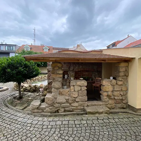 Apartment Galerie Lucia 5 -loft Plzen